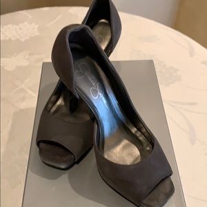 Jessica Simpson gray suede Josette heel